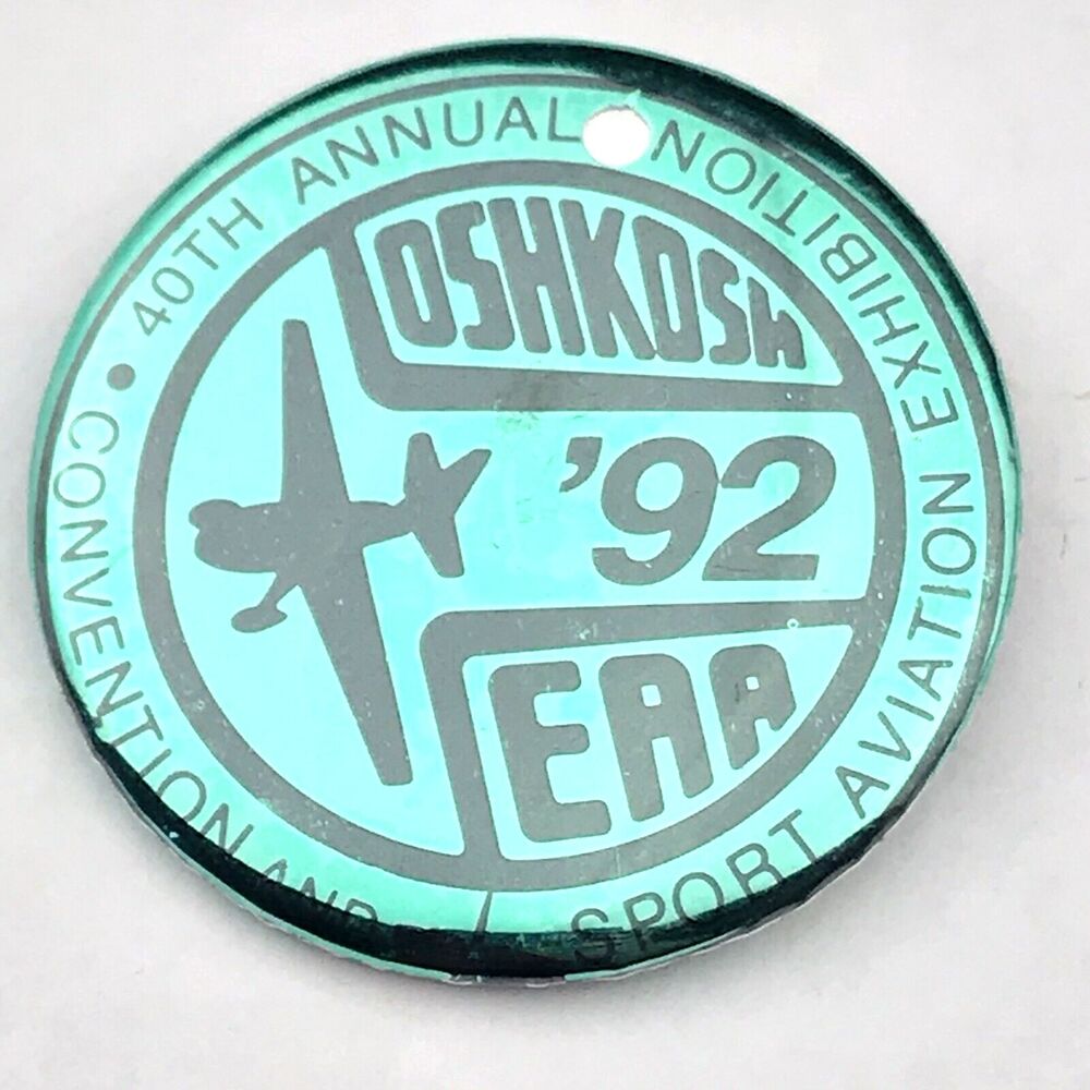 Oshkosh 1992 EAA Sport Aviation Convention Vintage Pin Button 90s Exhibition